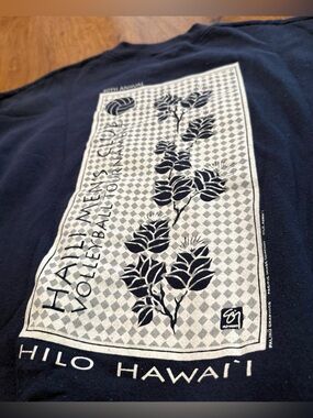 Vintage 90’s Sig Zane Hilo Hawai’i Sweater Haili Volleyball RARE USA Authentic